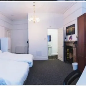 Howard House Hostel Southampton